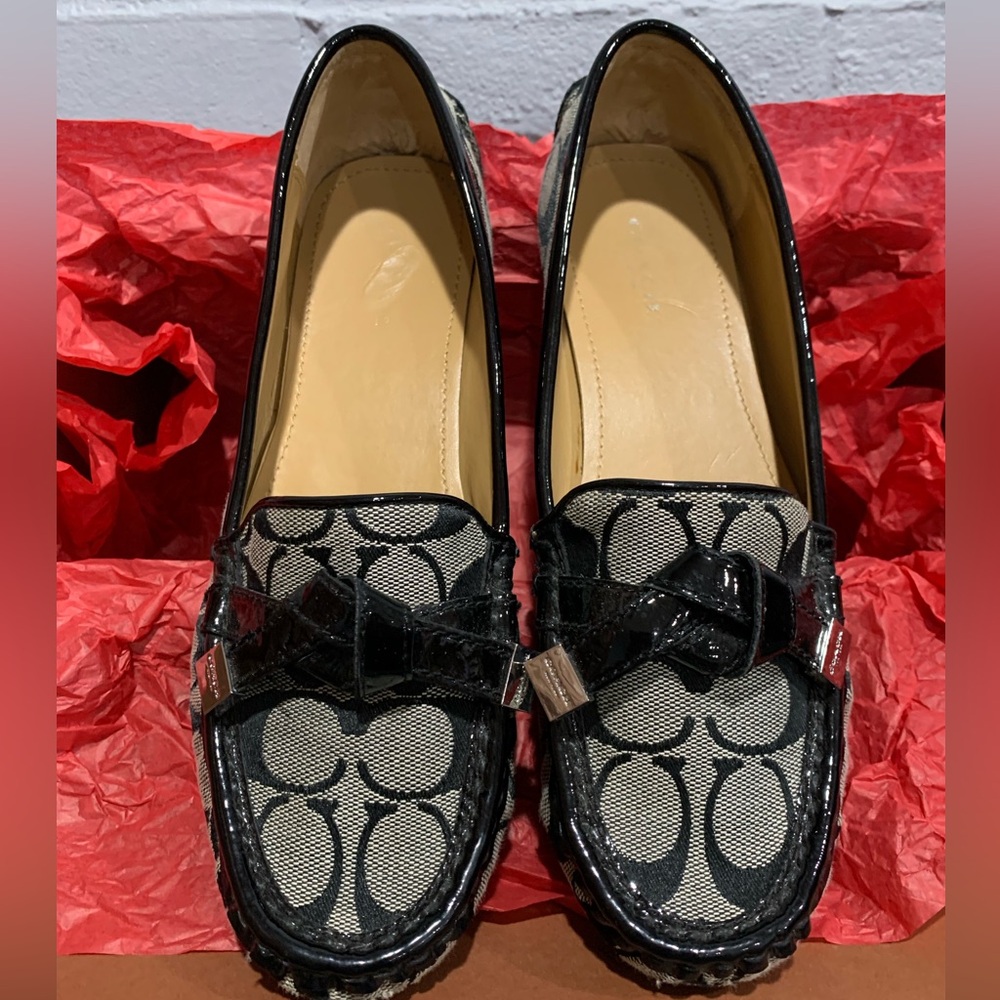 Coach signature black paten leather loafers. Size 8